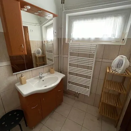 Holiday home Valley Vendeghaz A Betekints-voelgyben *